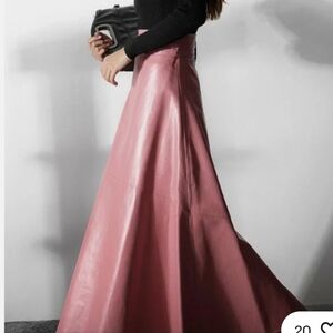 Kate Hewko Vegan Leather Midi Skirt | Dusty Rose | Medium